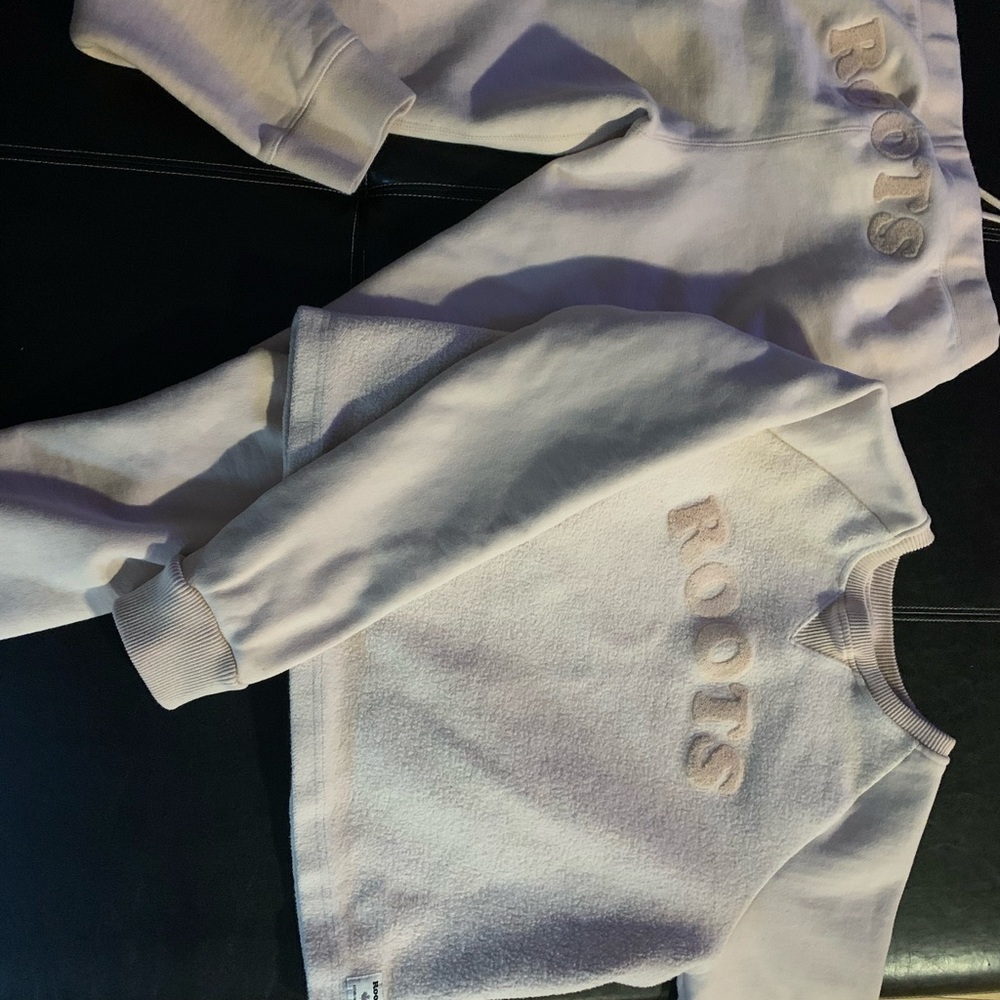 Roots sweat suit medium  light pink